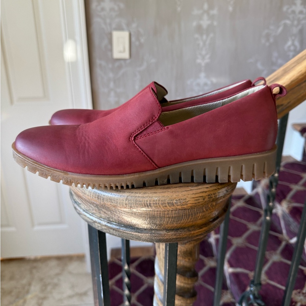 DANSKO ladies LINLEY leather burgundy walking shoe excellent condition 9.5/10 - Picture 3 of 10
